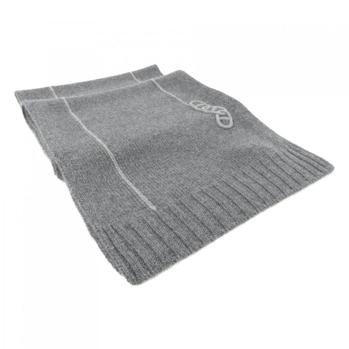 エルメス HERMES マイヨン 虎セ MUFFLER【中古】