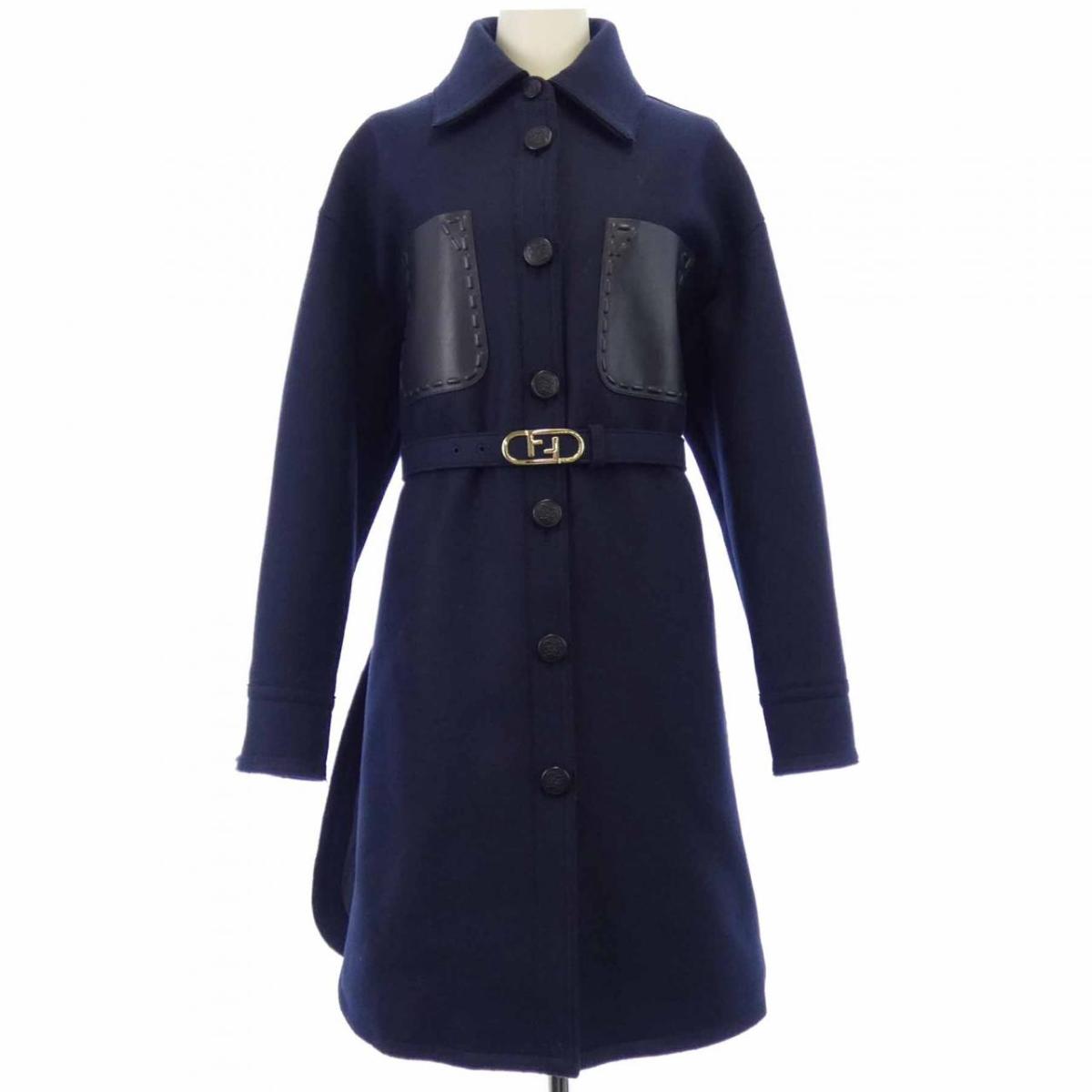 フェンディ FENDI FF8853 AJ0K 厚地の外套【中古】