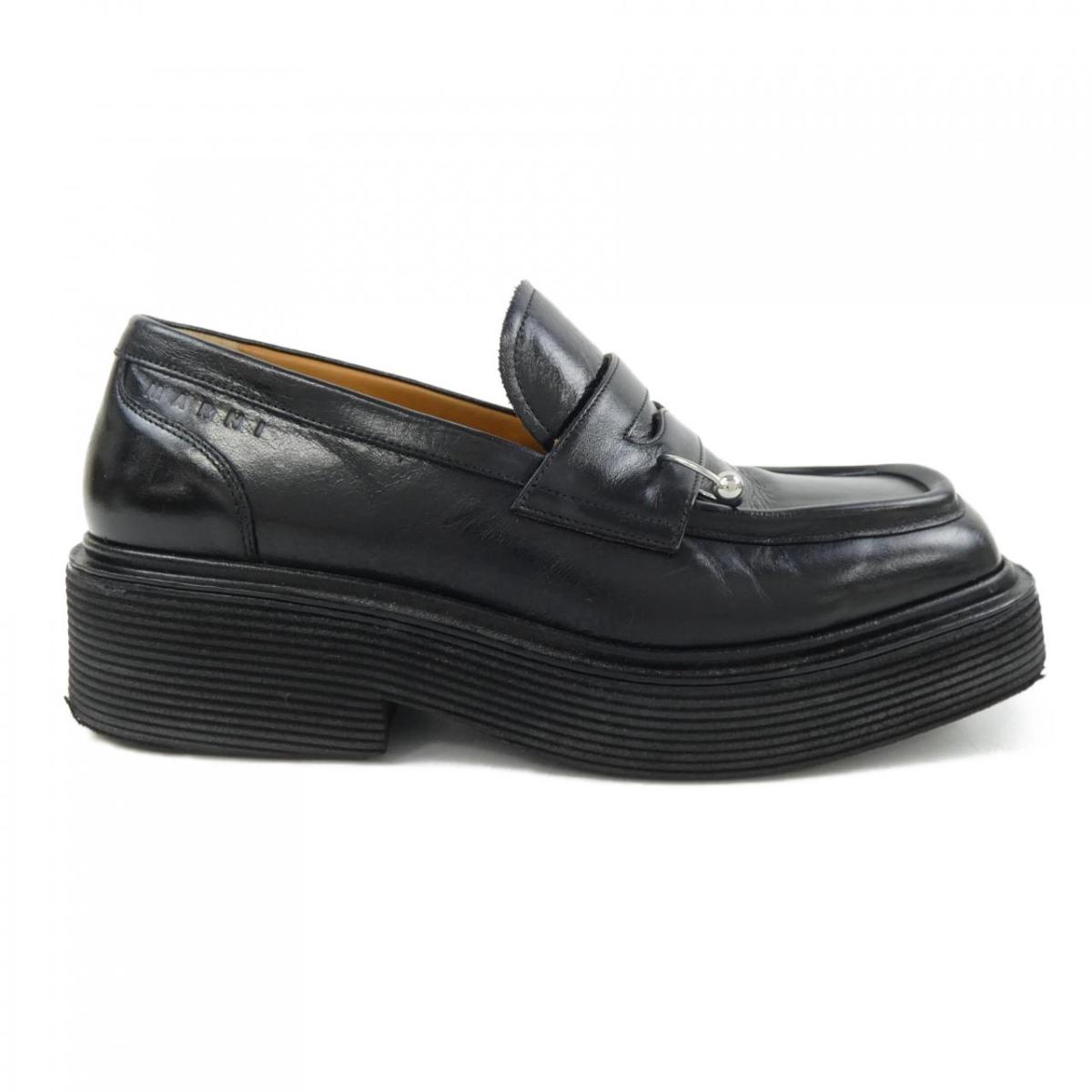 楽天市場】MARNI マルニ MOMR002502 スクエアトゥ レザーコイン