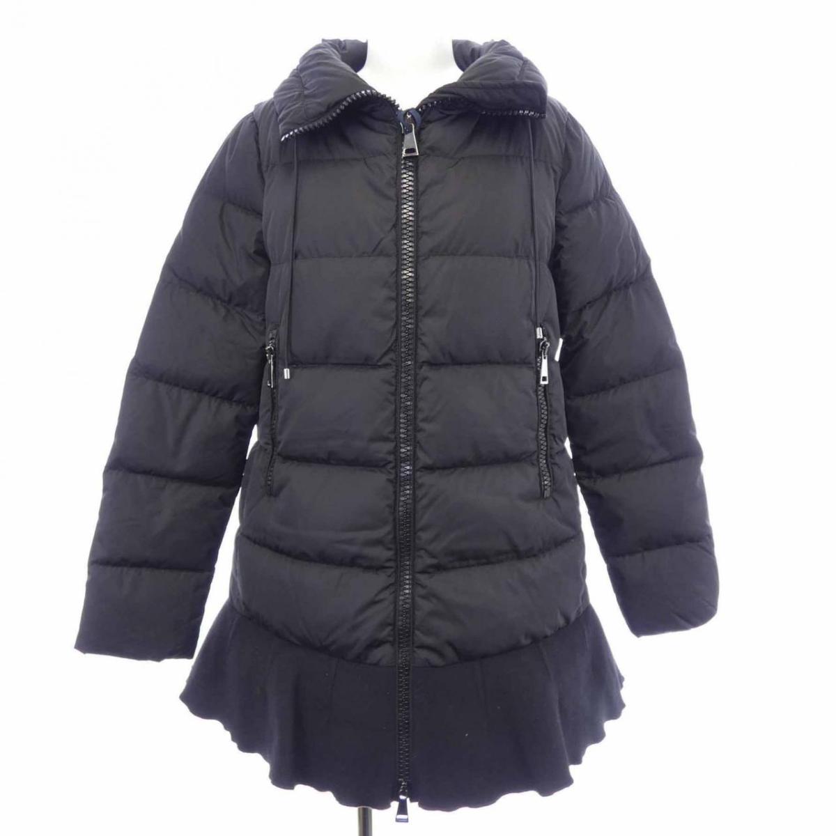 モンク軌道 MONCLER VIBURNUM 落ち込む厚地の外套【中古】 レディースファッション-コート・ジャケット