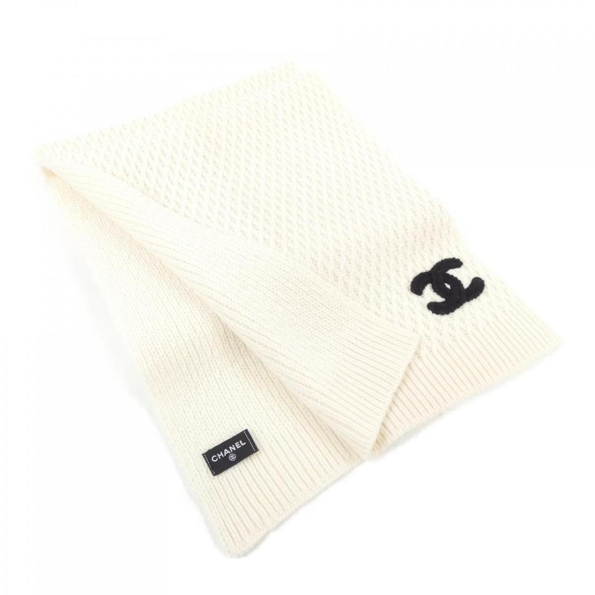 シャネル CHANEL 2次元コード AA9337B13721 MUFFLER【中古】