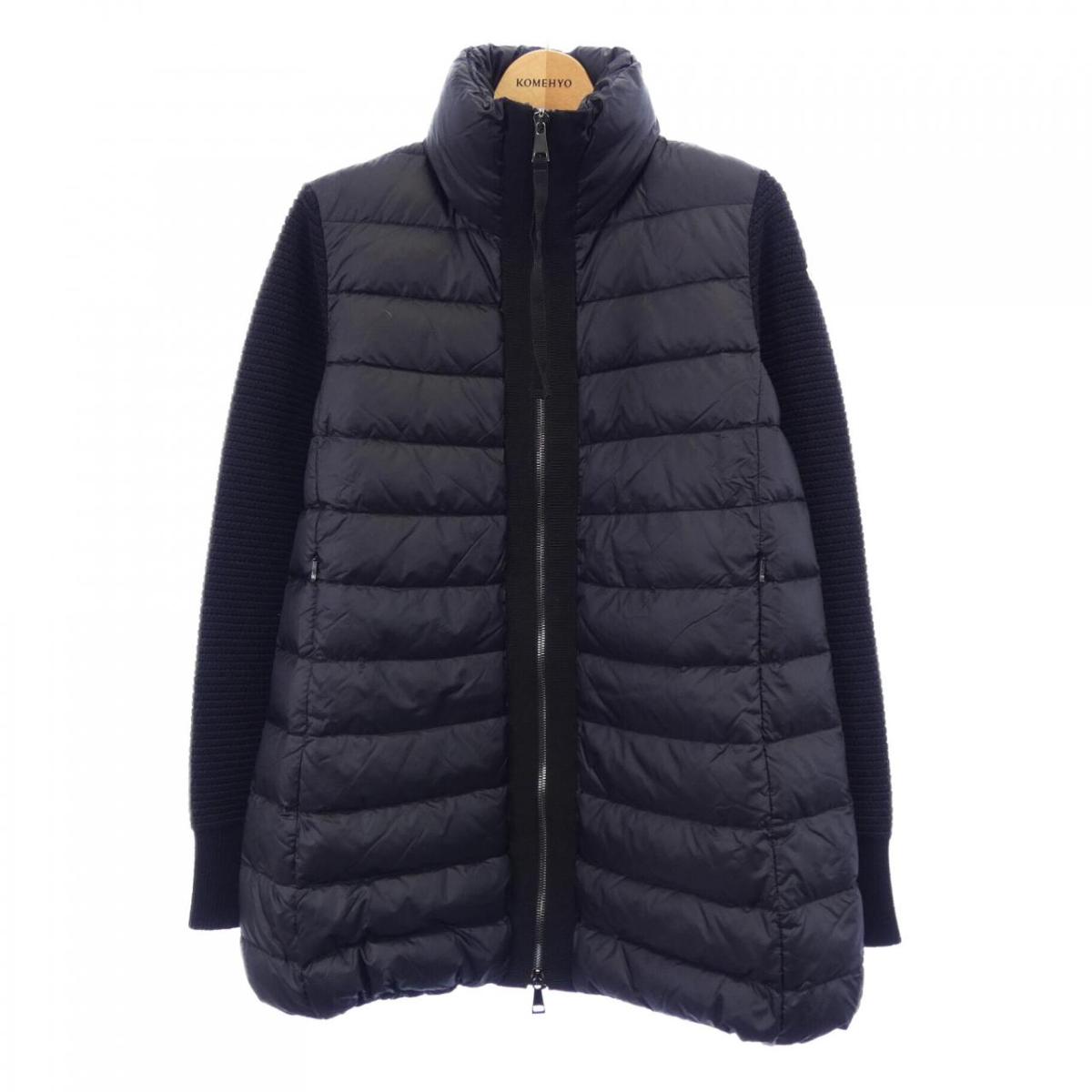 モンクレール MONCLER 20939455800 ダウンコート【中古】