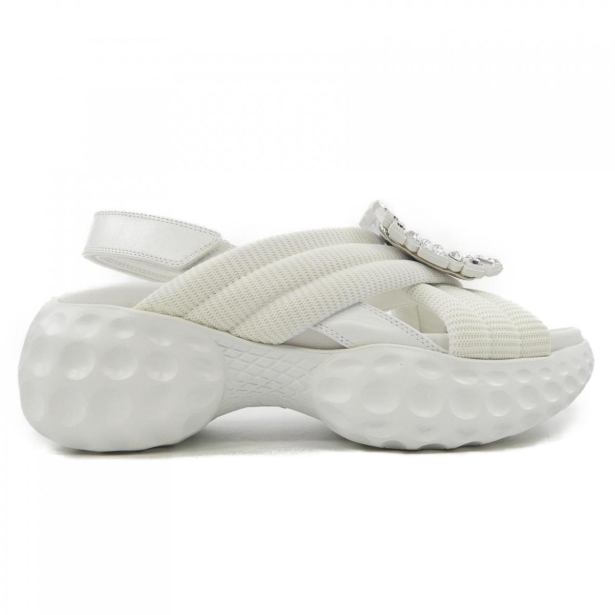 ロジェヴィヴィエ ROGER VIVIER ヴィヴランライトストラスバックル サンダル【中古】