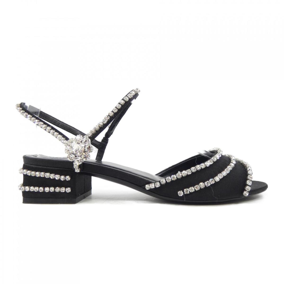 ロジェヴィヴィエ ROGER VIVIER サンダル【中古】