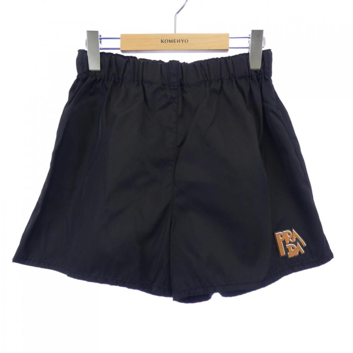 プラダ PRADA 22H757 S181 I18 ショートパンツ【中古】