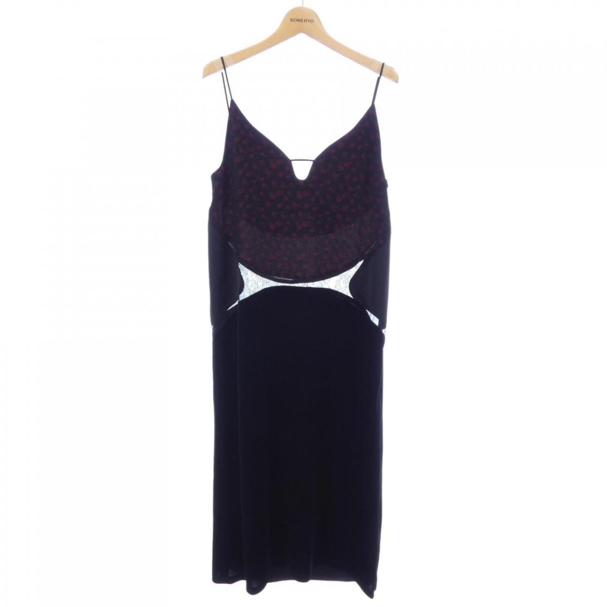 楽天市場】マメクロゴウチ Mame Kurogouchi フラワー刺繍ワンピース 2