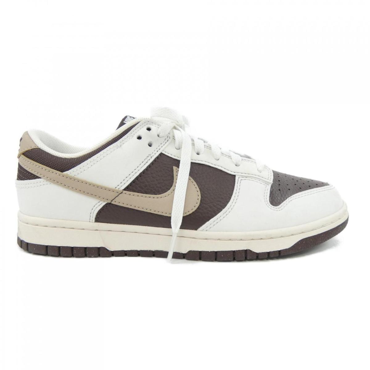 ナイキ NIKE HF4292-100 スニーカー【中古】