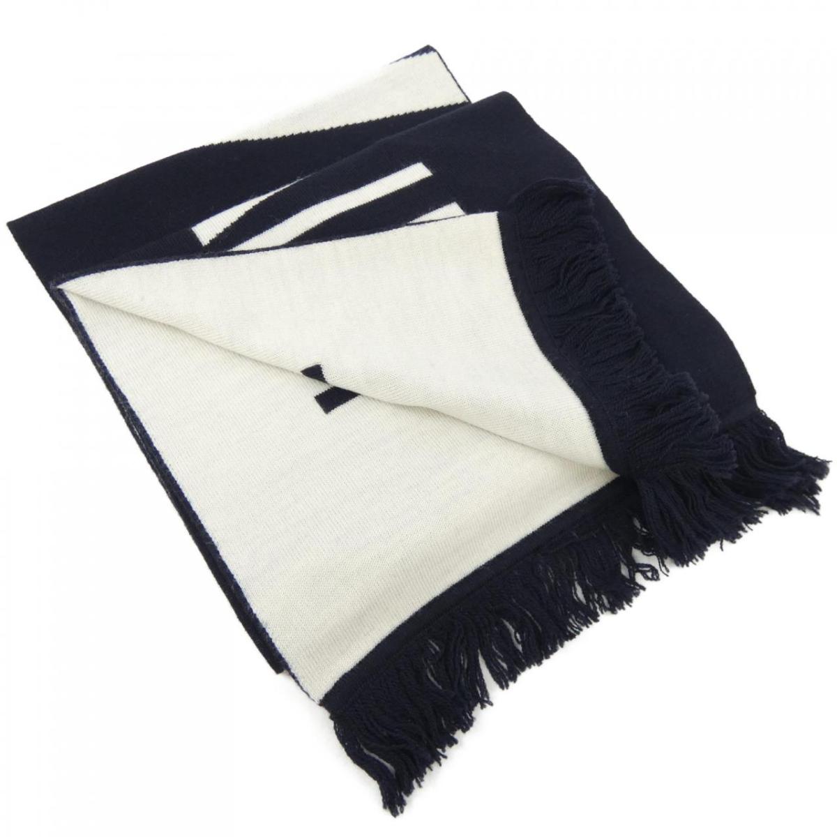 アーペーセー A.P.C. MUFFLER【中古】