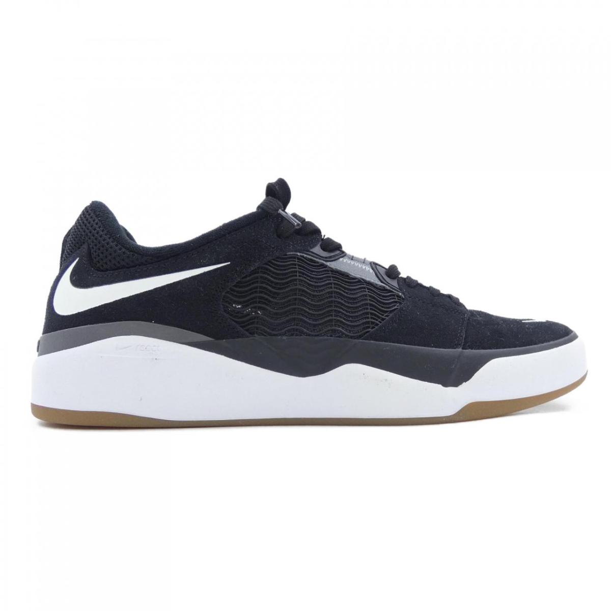 ナイキ NIKE DC7232-001 スニーカー【中古】