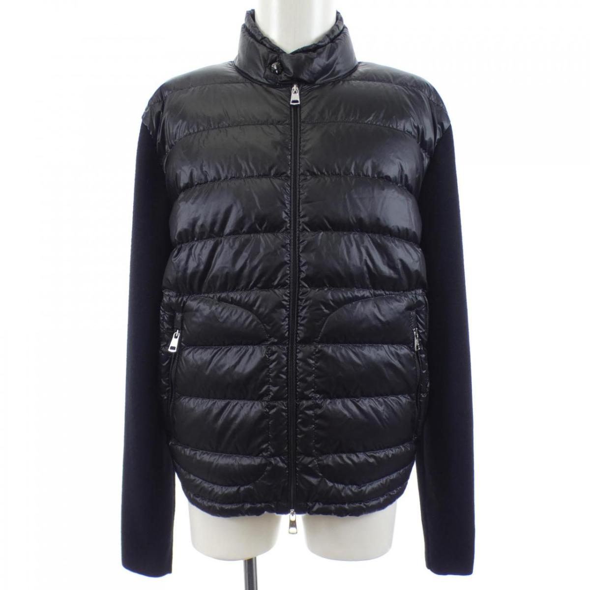 モンクレール MONCLER 10919B00016 ダウンジャケット【中古】