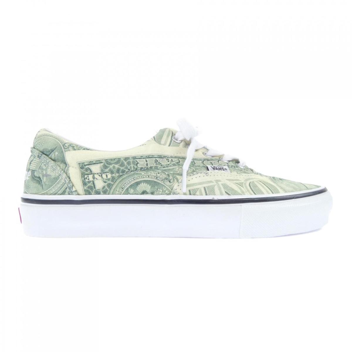 バンズ VANS VN0A5FC9GRN スニーカー【中古】