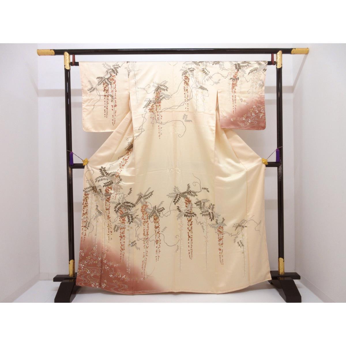 訪問着　友禅金彩加工　刺繍入り【中古】