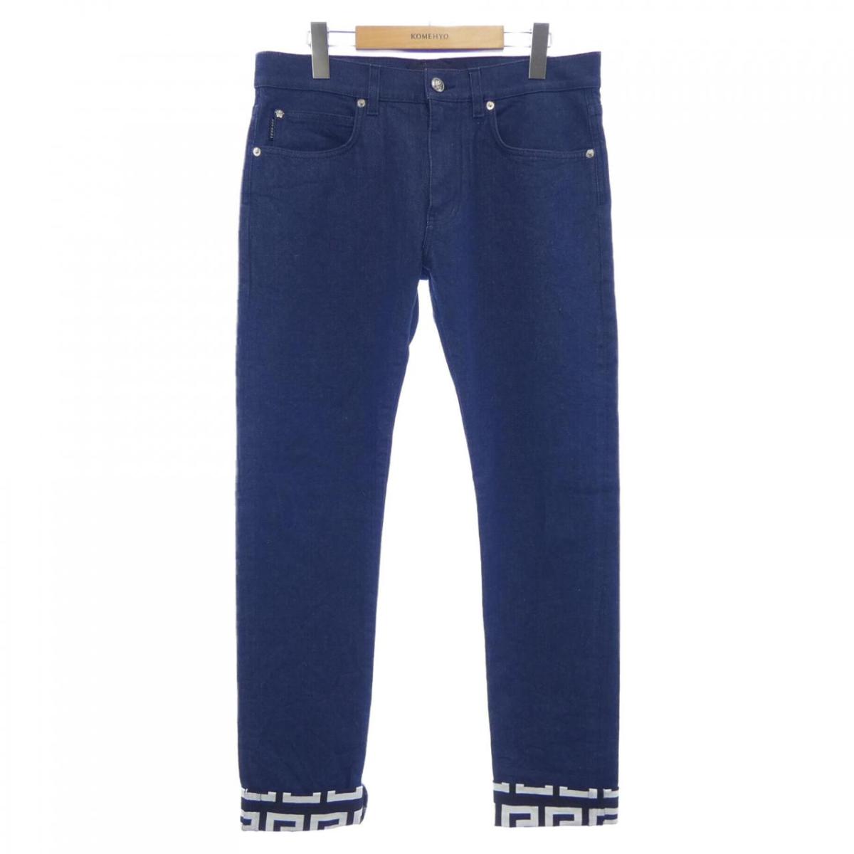 ヴェルサーチェ VERSACE A86056 ジーンズ【中古】