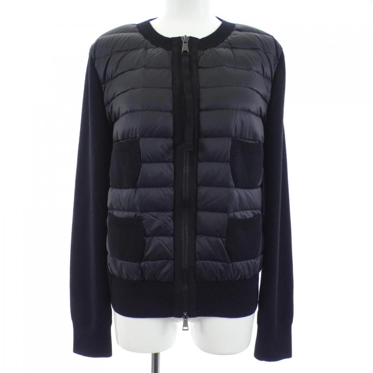 モンクレール MONCLER 20939B51000 ダウンジャケット【中古】