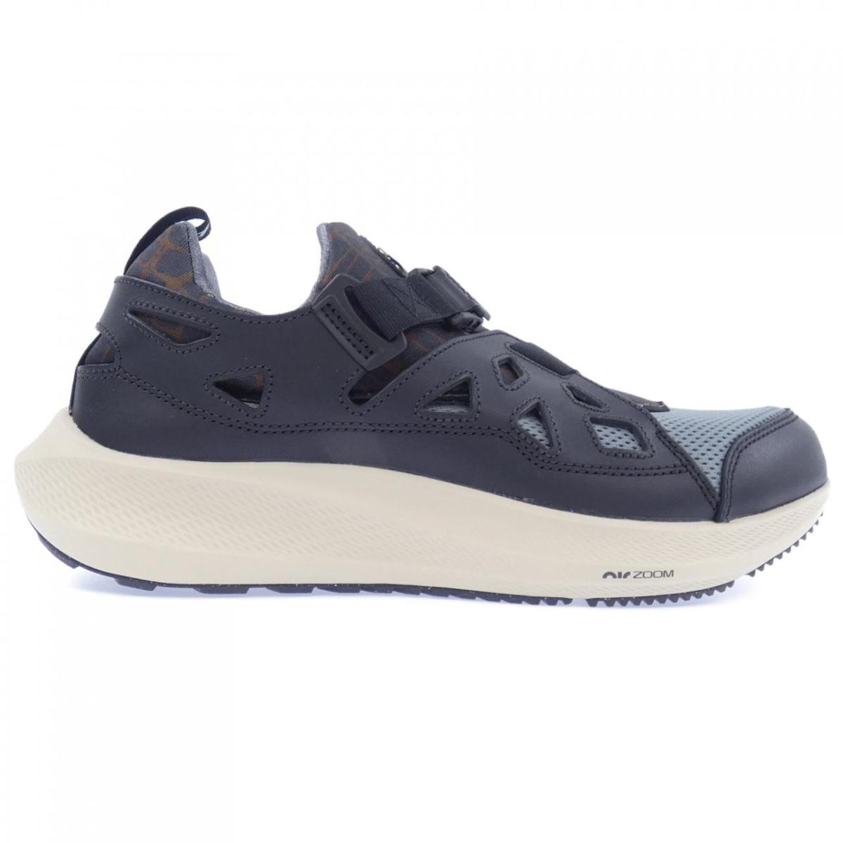 ナイキ NIKE FJ4201-001 スニーカー【中古】