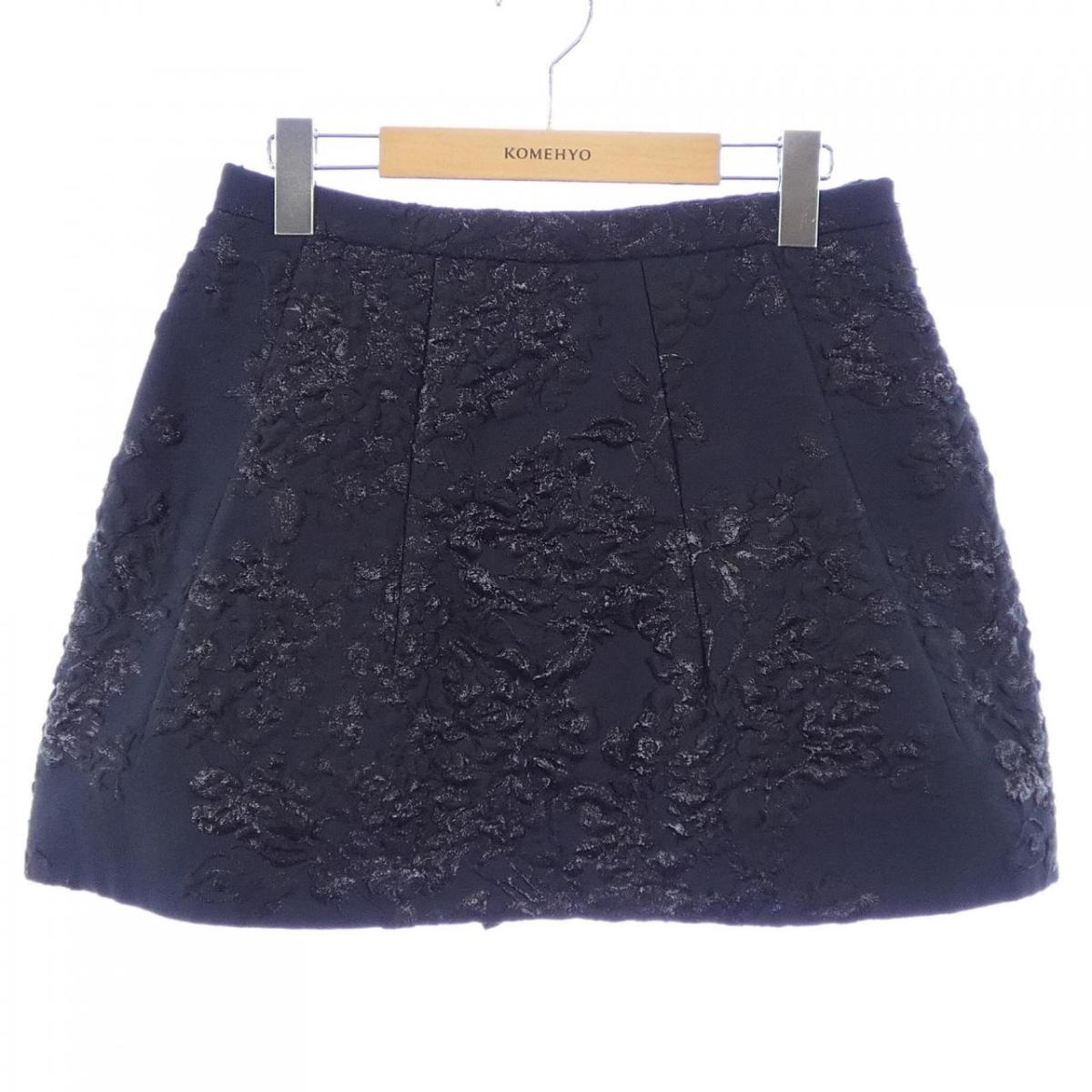 ヴァレンティノ VALENTINO 1B0RA9417H0 ショートパンツ【中古】