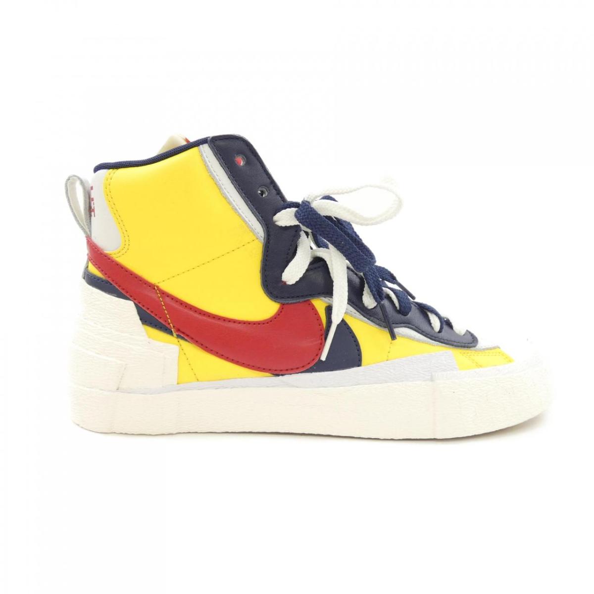 ナイキ NIKE BV0072-700 スニーカー【中古】