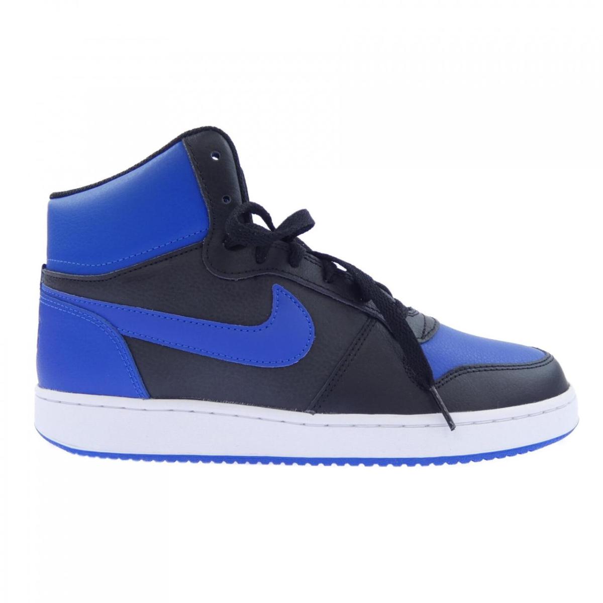 ナイキ NIKE AQ1773-001 スニーカー【中古】