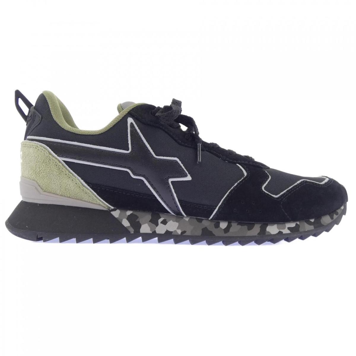 W6YZ スニーカー【中古】