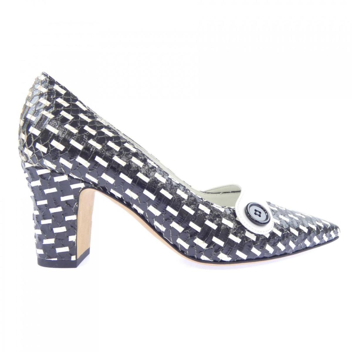マノロブラニク MANOLO BLAHNIK パンプス【中古】