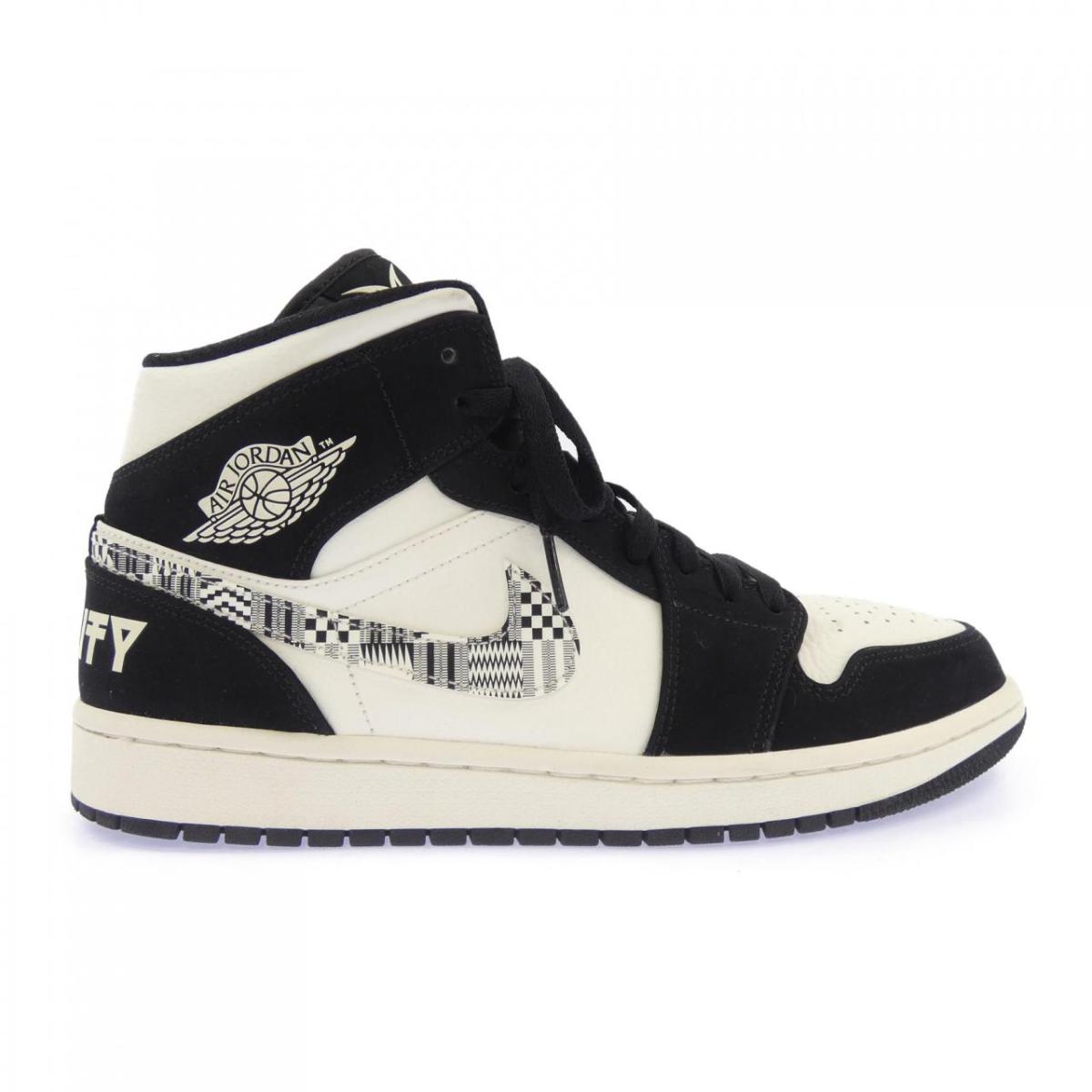 ナイキ ジョーダン NIKE JORDAN 852542-010 スニーカー【中古】｜KOMEHYO ONLINESTORE 店
