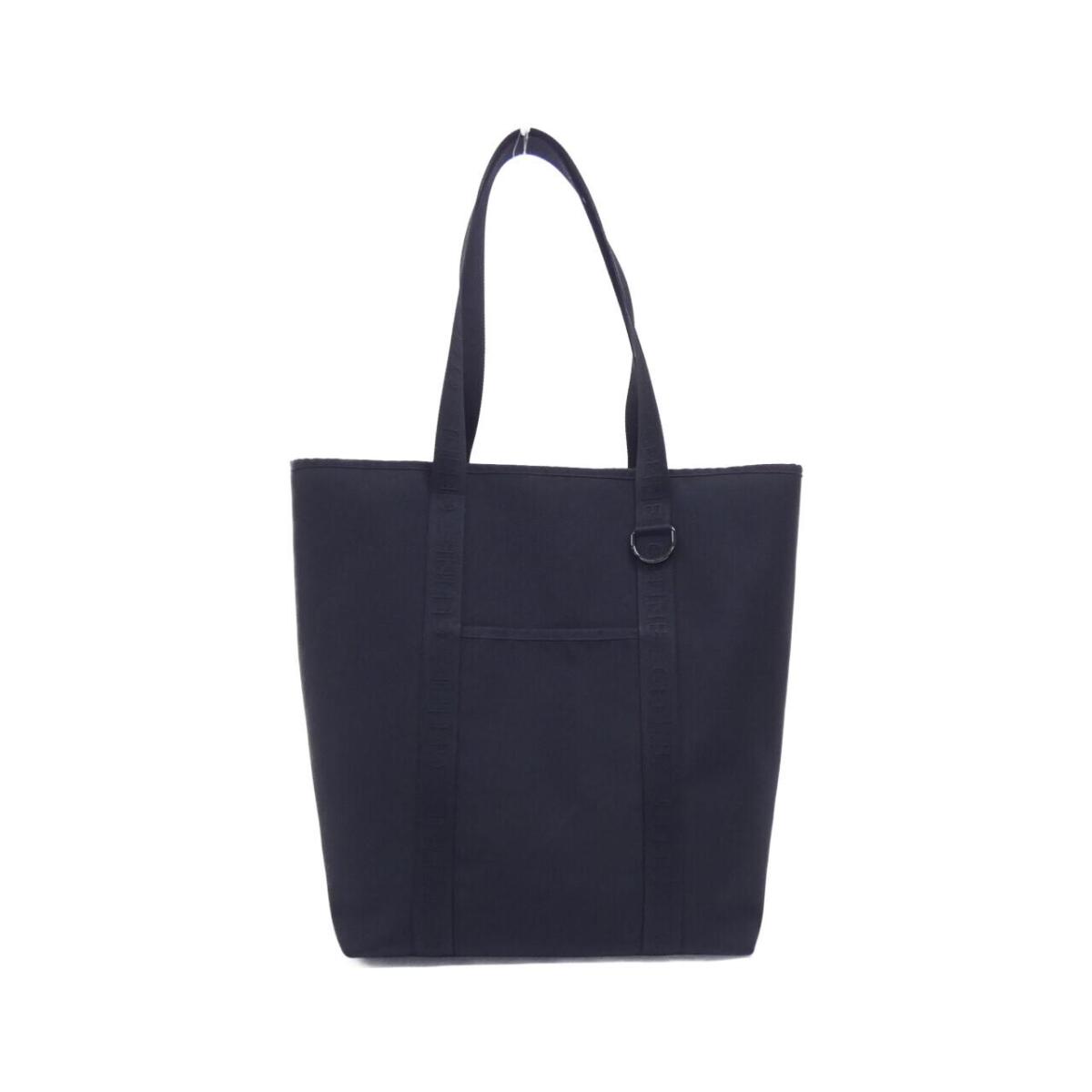 セリーヌ トレッキング バーティカル カバ 110082EOU バッグ【中古】｜KOMEHYO ONLINESTORE 店 84,480円