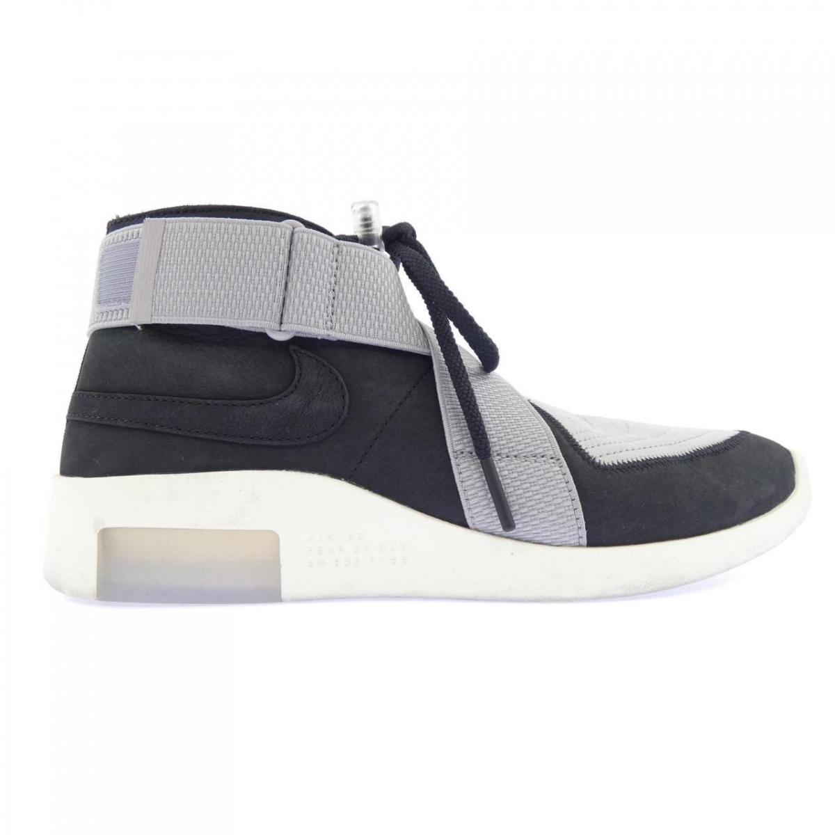 ナイキ NIKE AT8087-003 スニーカー【中古】
