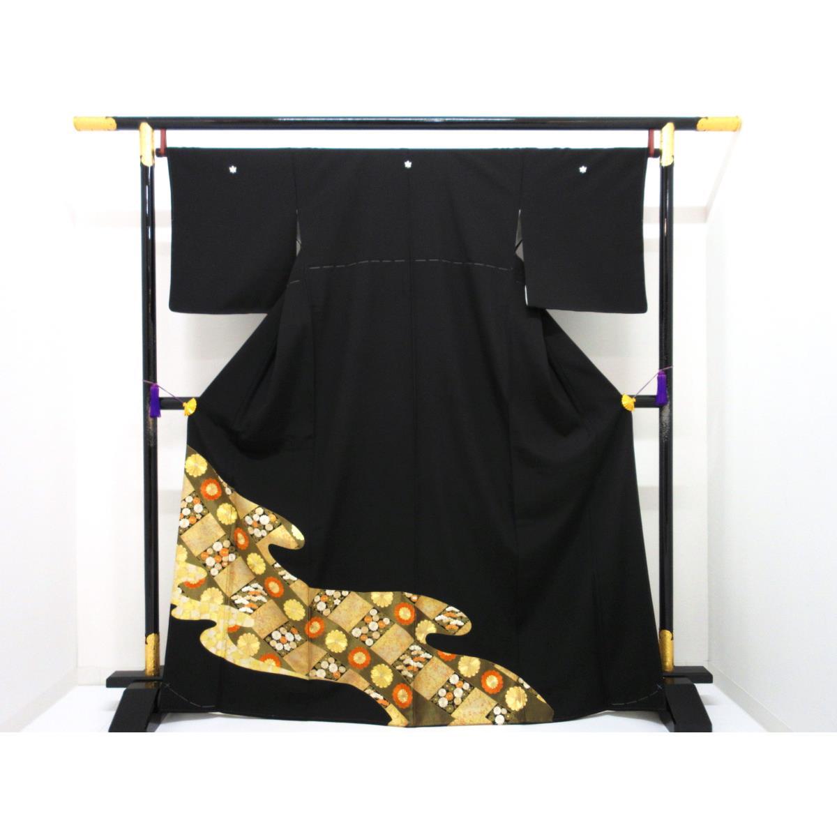 留袖　金彩加工刺繍入り　沢潟【中古】｜KOMEHYO ONLINESTORE 店