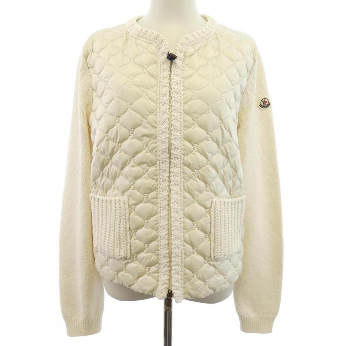 モンク線路 MONCLER 10939B00036M5670 落ちこむ上衣【中古】