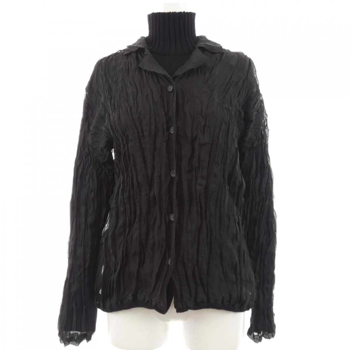 イッセイミヤケ ISSEY MIYAKE IM22KJ902 トップス【中古】