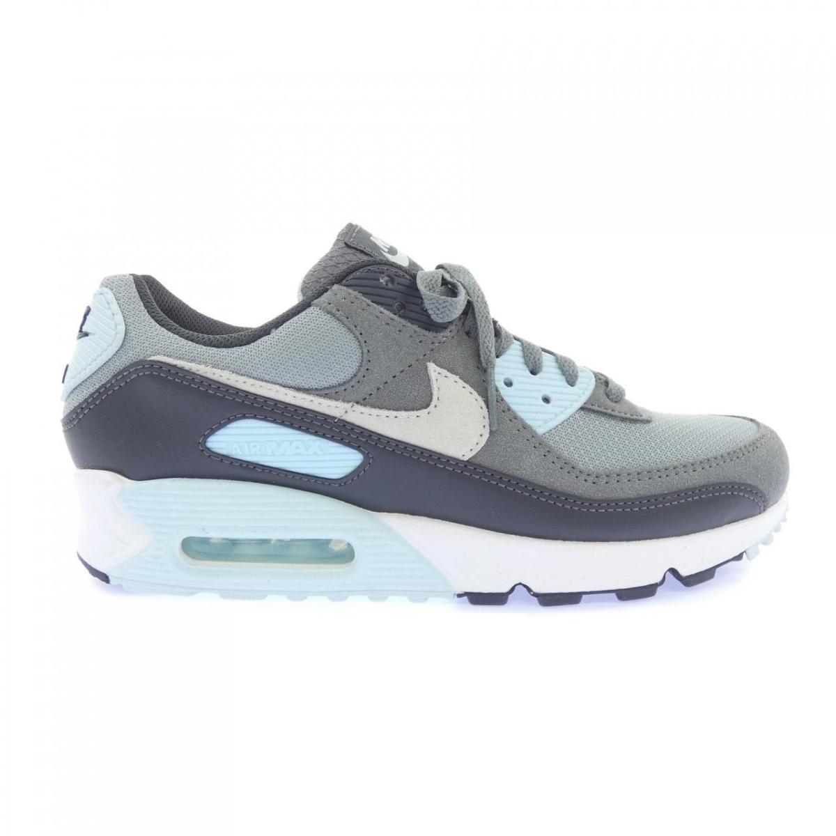ナイキ NIKE DM0029-009 スニーカー【中古】