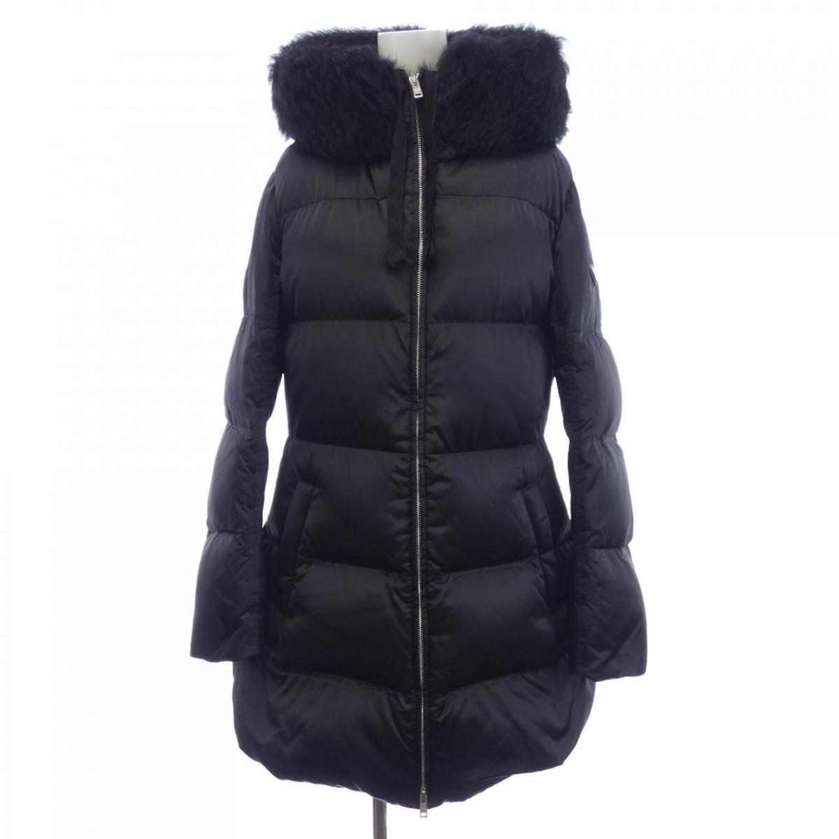 プラダ PRADA ３角形ロゴタイプ 29P117 R202 ROK 落ち込む厚地の外套【中古】