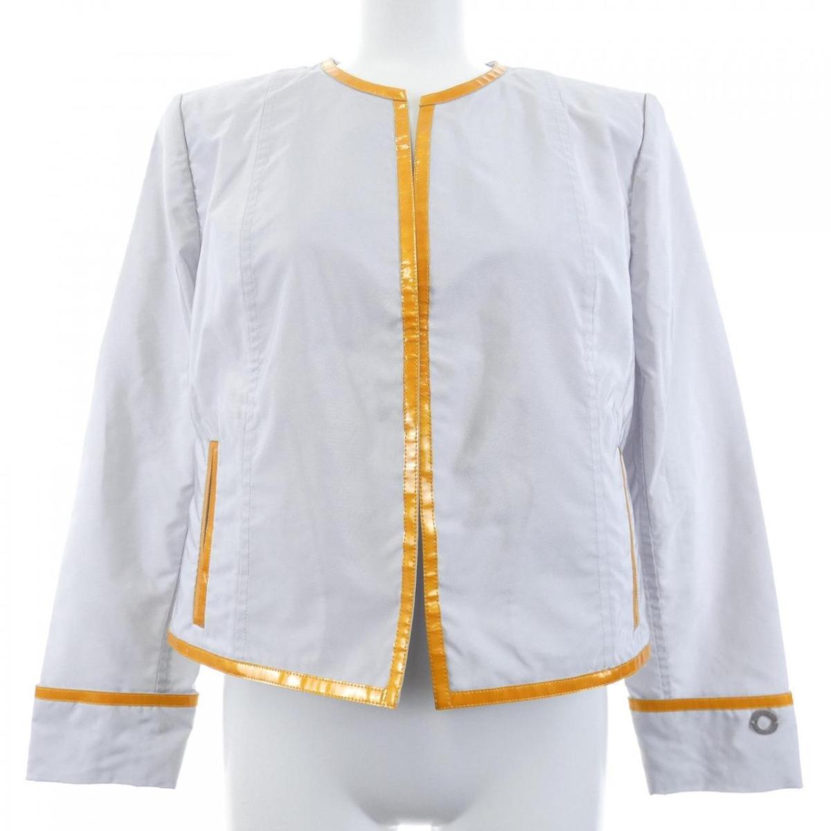 【ヴィンテージ】シャネル CHANEL P15440V08307 00T 否色合い上衣【中古】