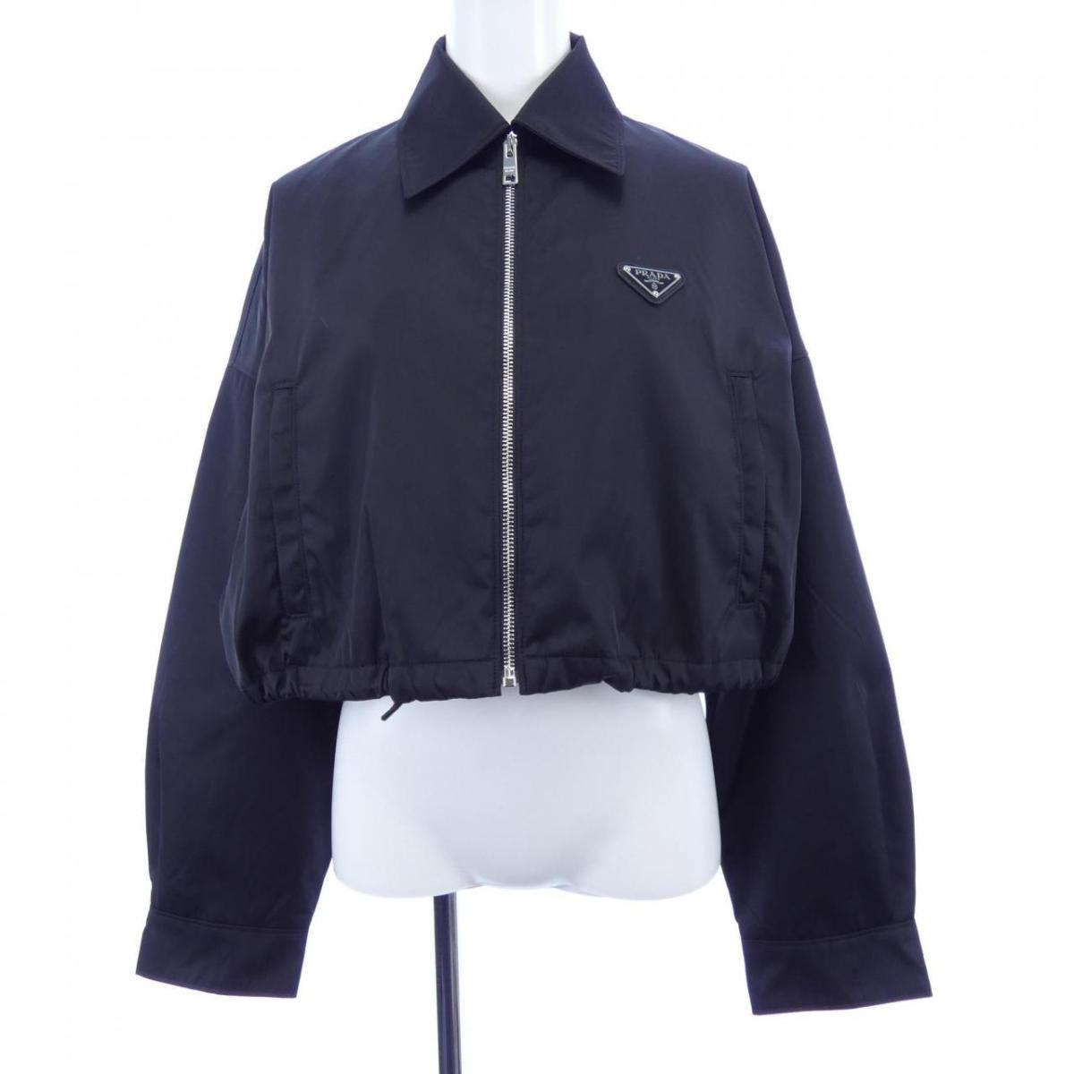 プラダ PRADA トライアングルロゴ クロップドブルゾンジャケット 292101 S231 1WQ8 ブルゾン【中古】|KOMEHYO ONLINESTORE 店