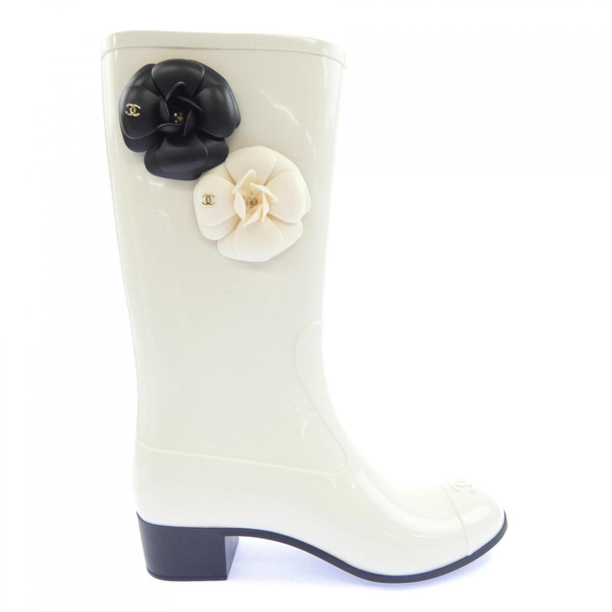 シャネル CHANEL レインブーツ G26648X02163 ブーツ【中古】｜KOMEHYO ONLINESTORE 店 60,600円