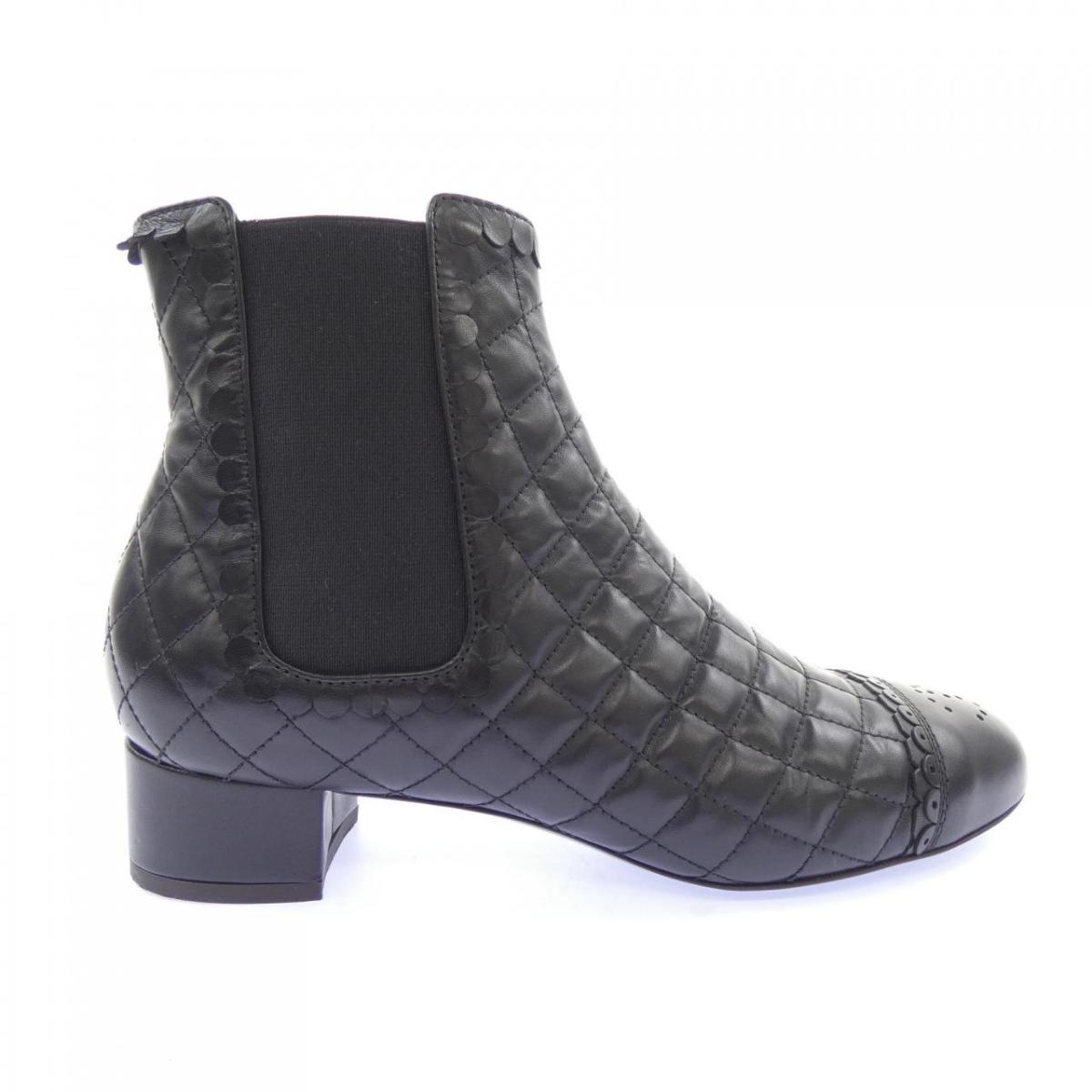シャネル CHANEL G29284X15118 ブーツ【中古】｜KOMEHYO ONLINESTORE 店