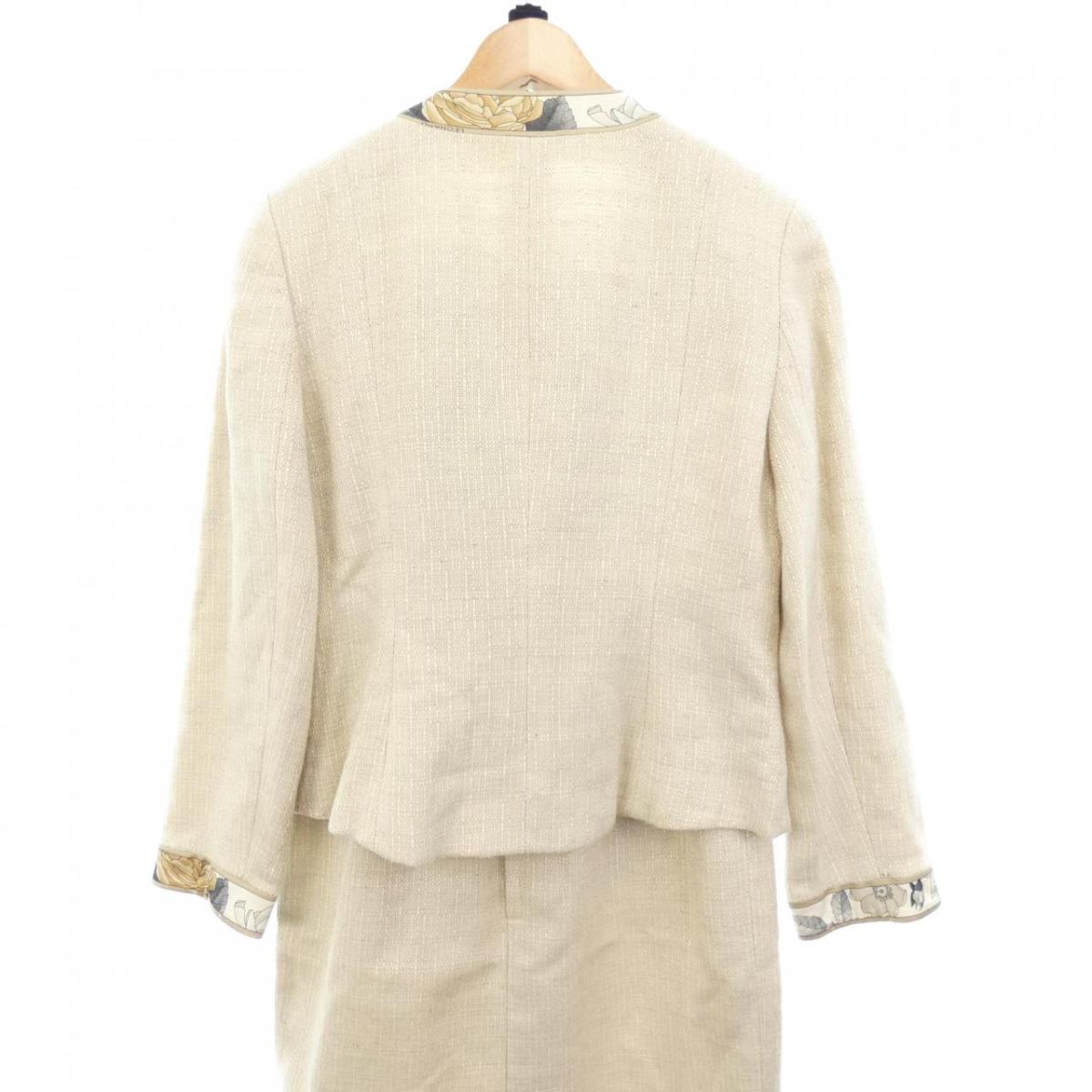 Leonard スカートスーツ セットアップ 店 レオナールファッション Komehyo スーツ セットアップ 中古 Fashion Onlinestore レオナールファッション