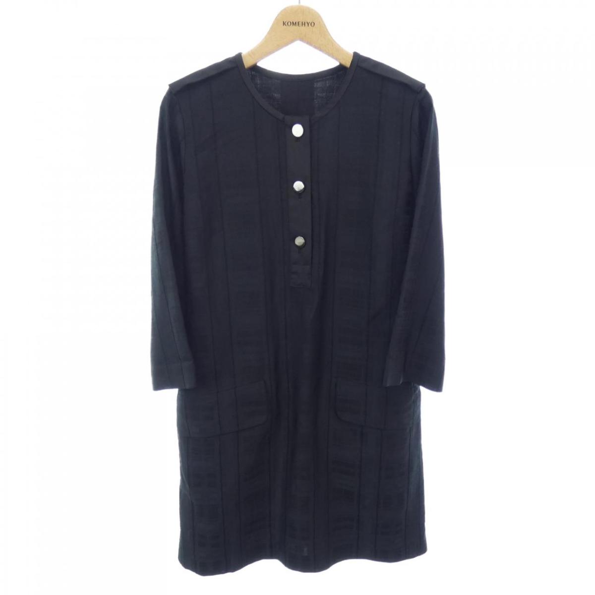 世界有名な フォクシーニューヨーク Foxey ワンピース 中古 York New Qbdworks Com