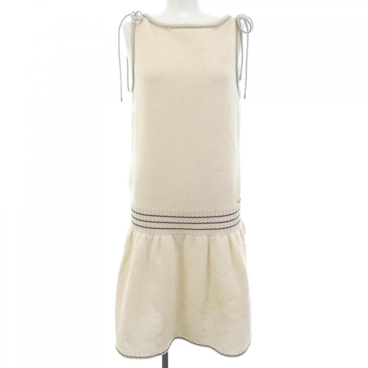 シャネル ワンピース Chanel シャネル ワンピース 中古 Chanel Komehyo Onlinestore 店