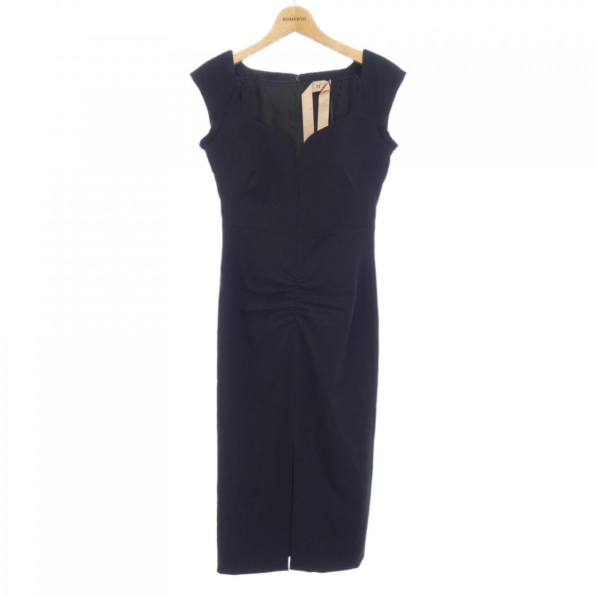 レディースファッション ワンピース 雑誌で紹介された 未使用品 ヌメロヴェントゥーノ N 21 ワンピース 中古 Anthonymoore Co