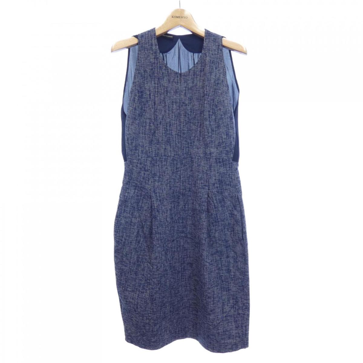 エンポリオアルマーニ Emporio Armani ワン破片 中古 Pasadenasportsnow Com