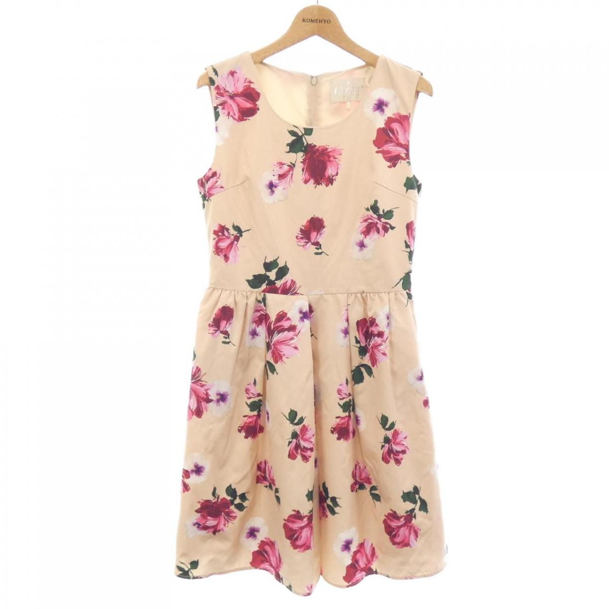 チェスティ Chesty 一一切れ 中古 Pasadenasportsnow Com