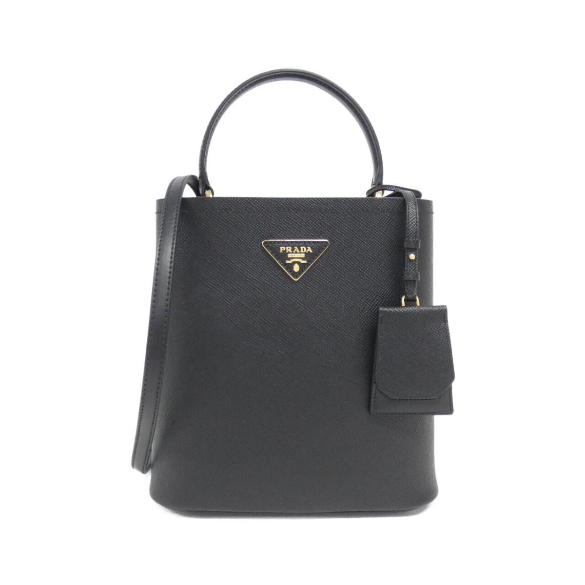 お買い得！★プラダ★1BA359 スモールソフトナッパレザーバッグ PRADA 【新品同様】プラダ 1BA359 ソフト パデッドナッパレザー