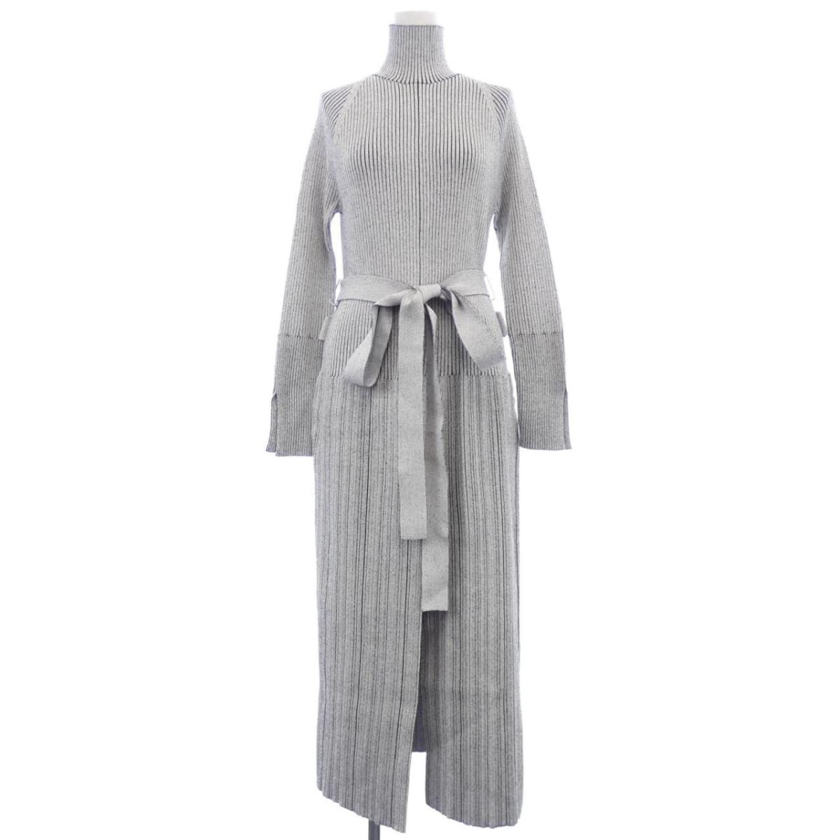 近年 定価5.1万 アドーア ウールスムース2Aラインワンピース グレー 38 近年 定価5.1万 アドーア ウールスムース2Aラインワンピース グレー 38