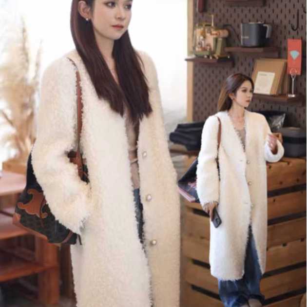 レディース ファッション アウター ラムウールコート 襟無し S/M/Ｌ 暖かい ラムウールコート ロング丈 20代 30代 40代