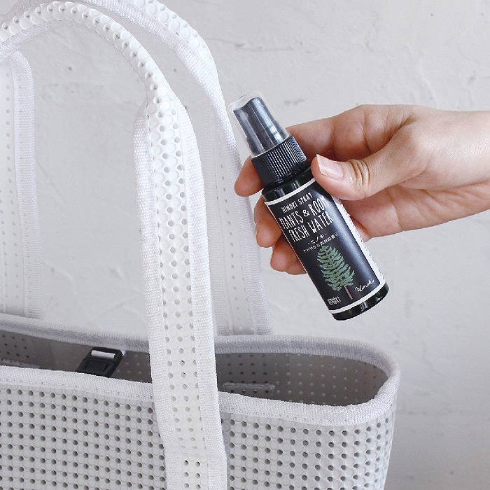 除菌スプレー 消臭スプレー 50ml 安全 リフレッシュスプレー ペット アロマ 携帯用 フレッシュウォーター 安心 日本製 除菌スプレー 消臭スプレー 50ml 安全 リフレッシュスプレー ペット アロマ 携帯用 フレッシュウォーター 安心 日本製