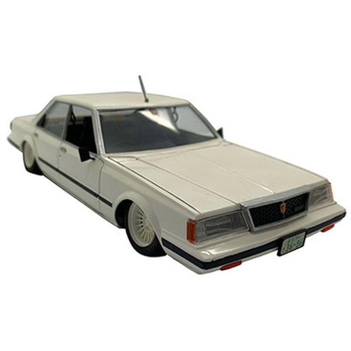 DISM トヨタ マークⅡ グランデツインカム24 GX61 後期 ミニカー トヨタ GX61 マークII グランデツインカム24 後期型82年式