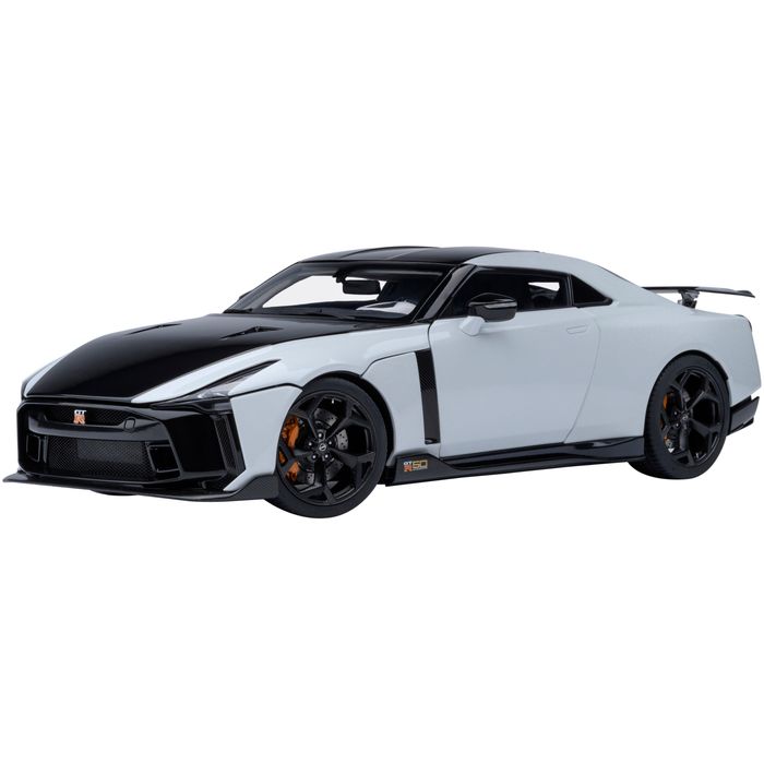 1/18 GTスピリット　日産　NISSAN GTR イタルデザイン AUTOart 1/18 NISSAN GT-R50 by ITALDESIGN （ブラック／