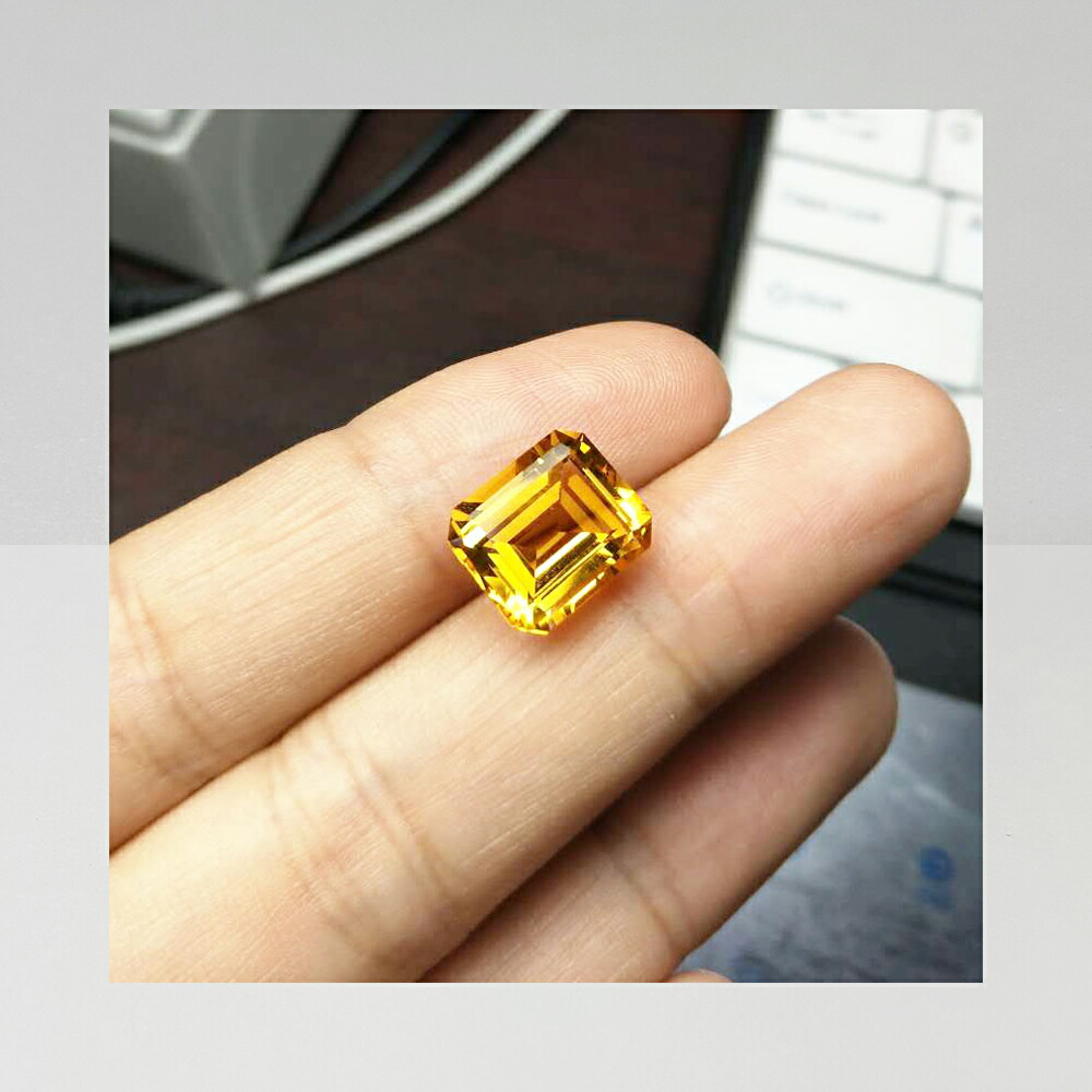 根からシトリン 胆汁晶 足どり切り詰める ルース ブラジル連邦共和国生ずる 6 315ct 快いな明瞭心持とオレンジ色であること色艶 輪形素材 首飾材料 宝玉集合物 Cannes Encheres Com