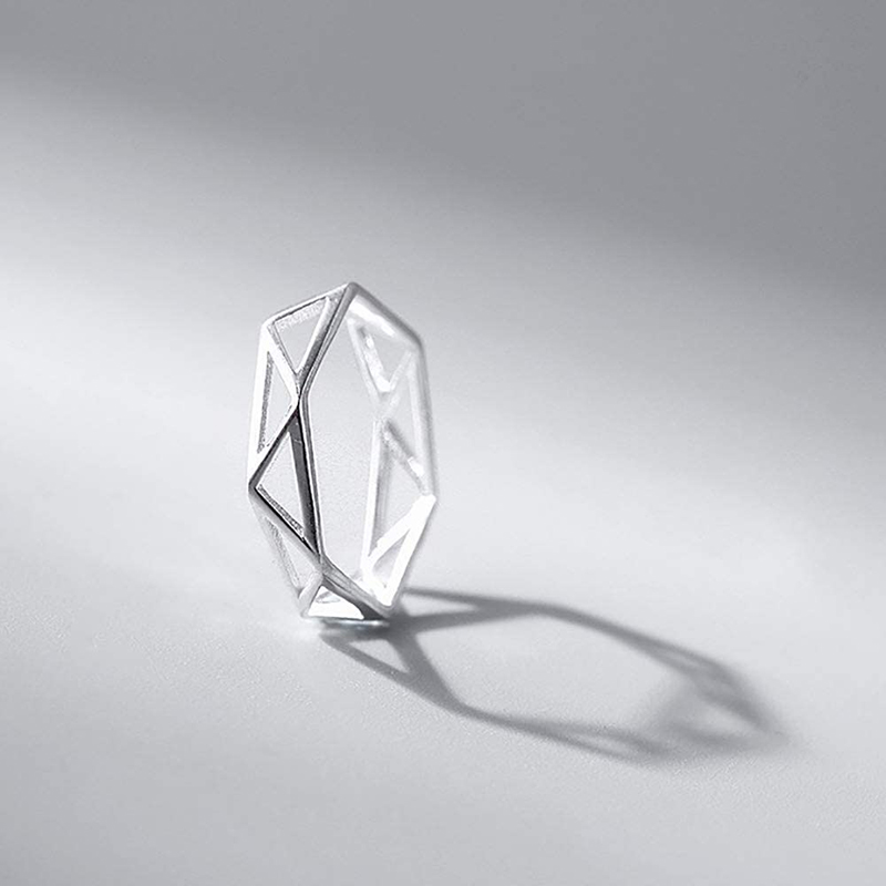 楽天市場 シンプル リング かっこいい 指輪 イヤーカフ 幾何学模様モチーフ シルバーリング 銀色 デイリー シルバー925 リング フリーサイズ Koneko